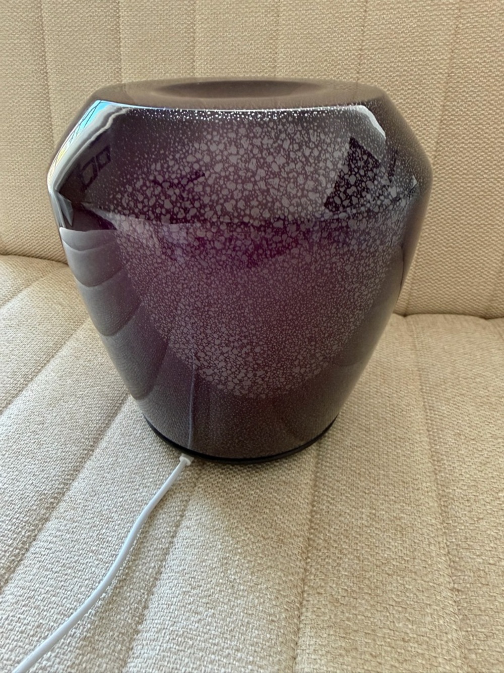 Ellia Glass Dome Diffuser Color Changing - Picture 6 of 8